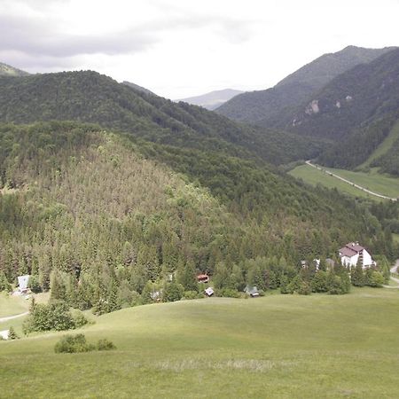 Hotel Smrecina Low Tatras المظهر الخارجي الصورة