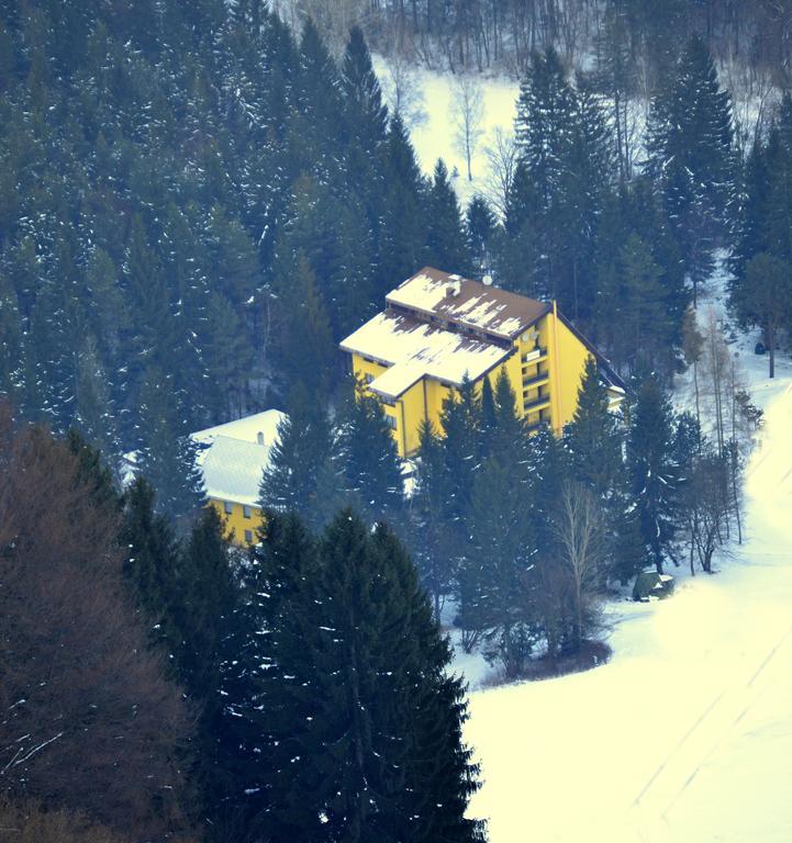 Hotel Smrecina Low Tatras المظهر الخارجي الصورة