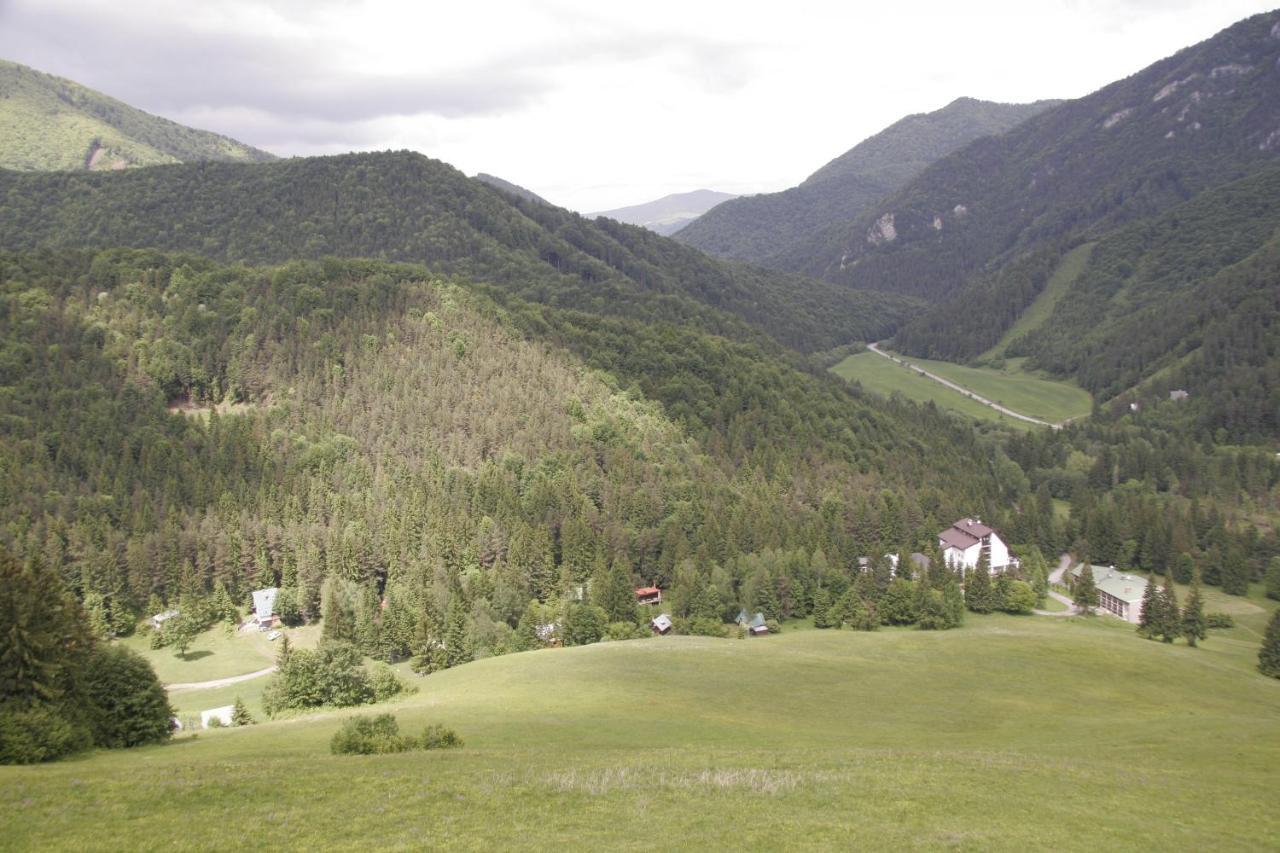 Hotel Smrecina Low Tatras المظهر الخارجي الصورة